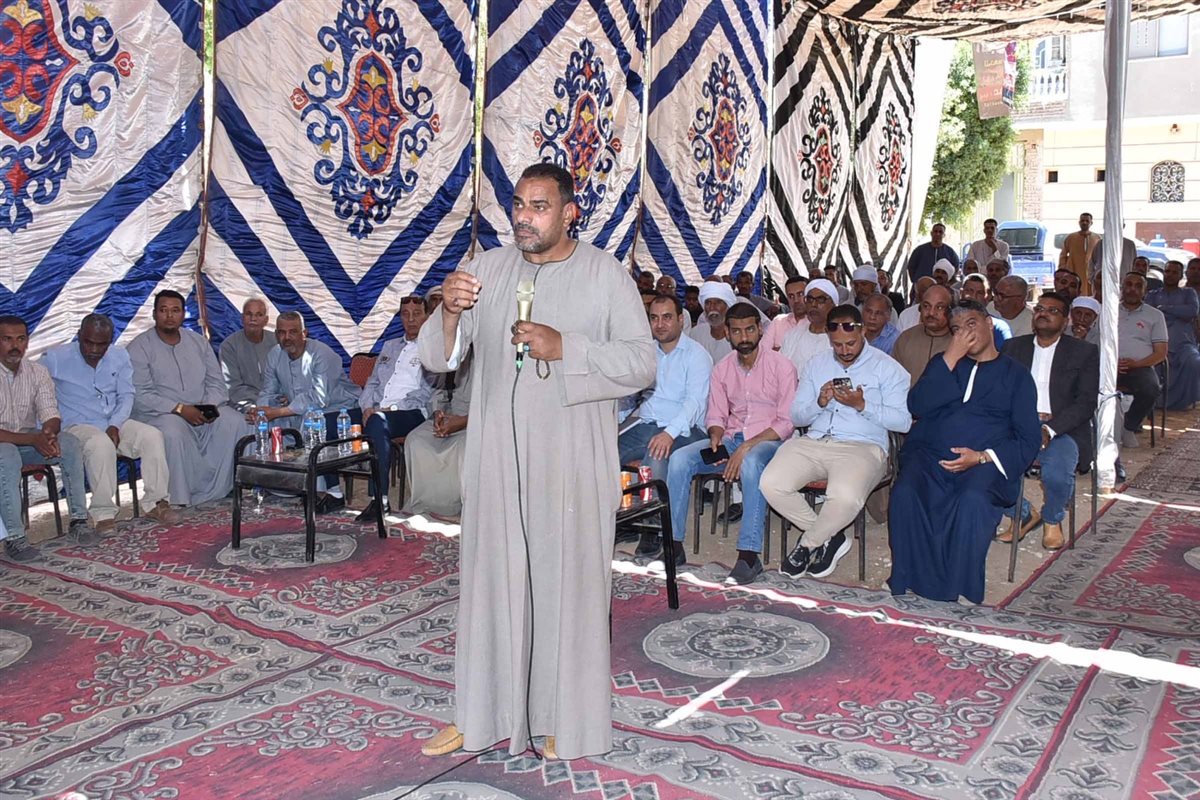 جولة ميدانية لمحافظ الأقصر بأرمنت