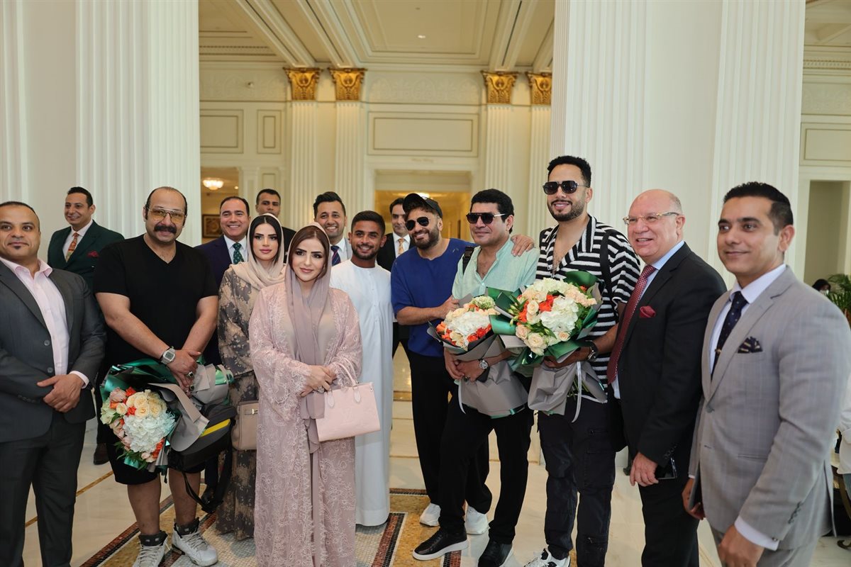 تامر حسني وأبطال فيلمه ريستارت في فندق بلازو فيرساتشي