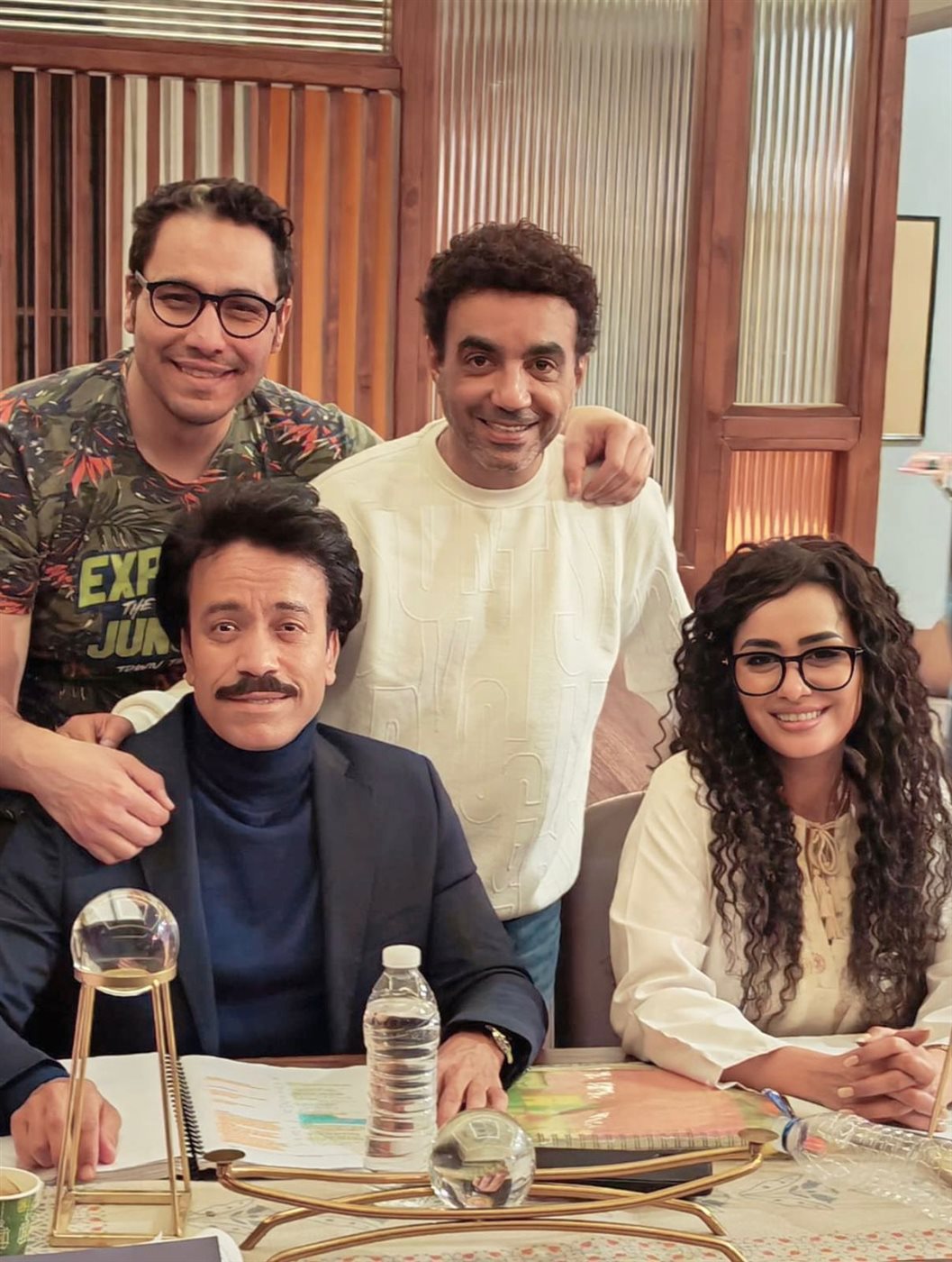 محمد نشأت وسامح حسين ونانسي صلاح في تحضيرات فيلم تحت الطلب