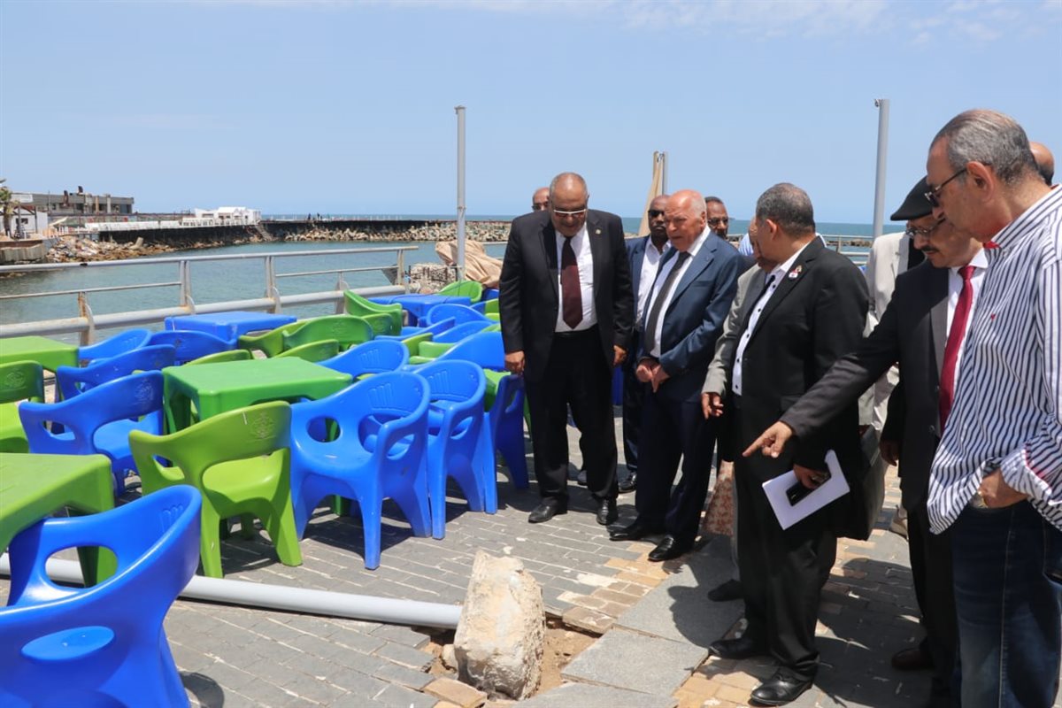 الزناتي يتفقد تلفيات نادي المعلمين بالإسكندرية بعد العاصفة الرعدية