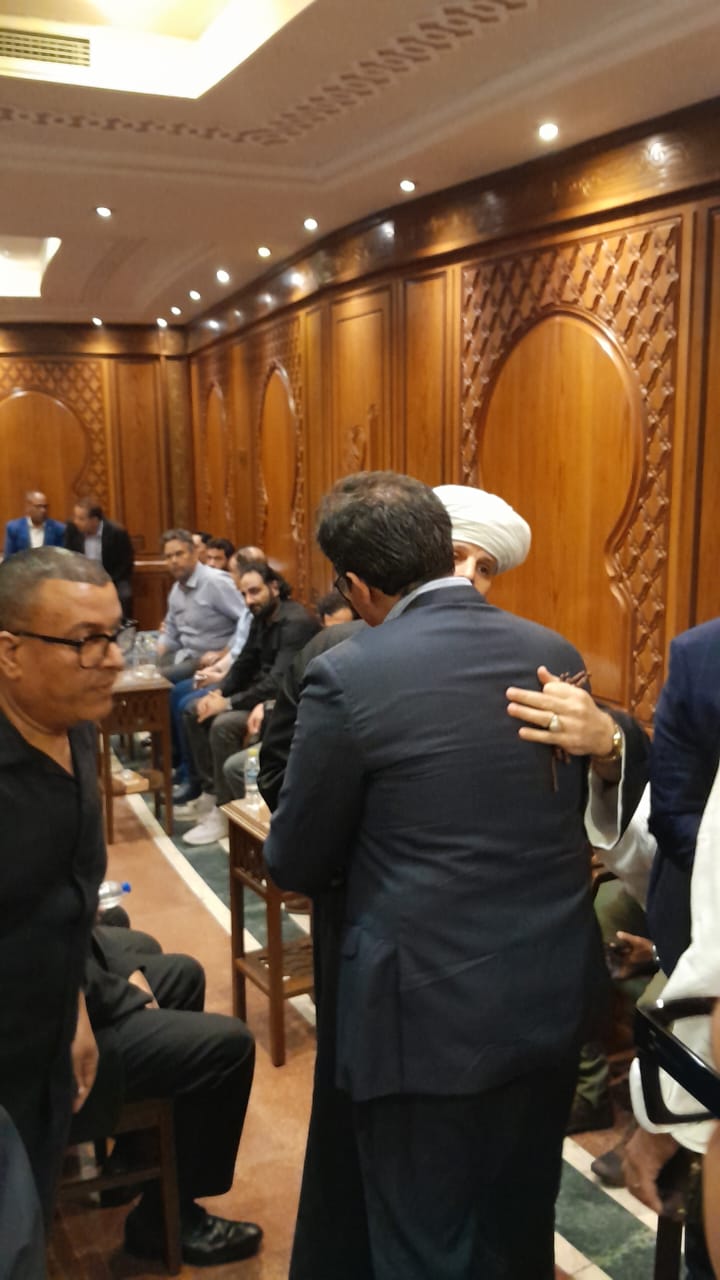 وزير الثقافة يقدم واجب العزاء