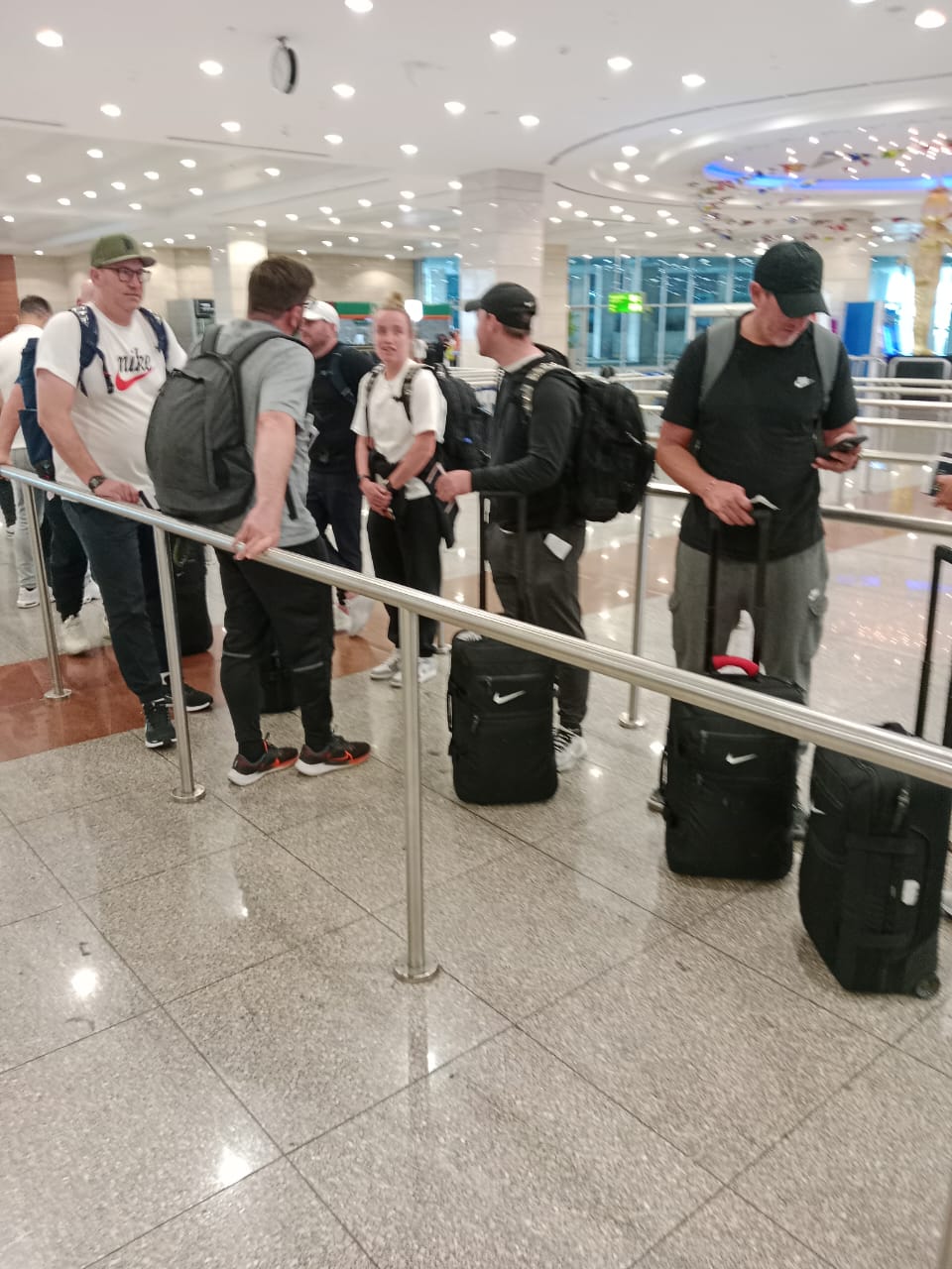 منتخب أمريكا يصل إلى مصر للمشاركة في بطولة خوفو الدولية