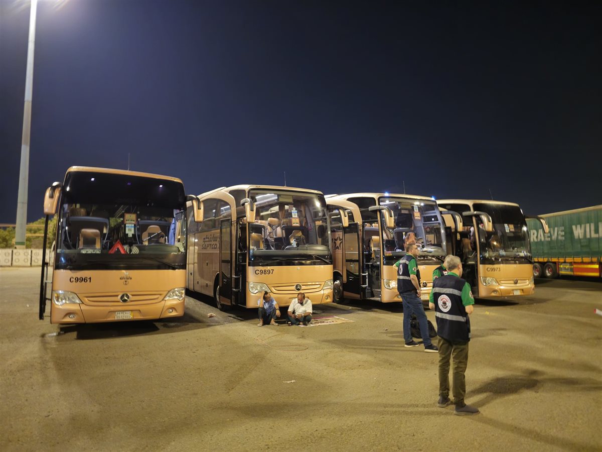 استلام 283 حافلة مطابقة للمواصفات الفنية استعدادًا لتصعيد الحجاج إلى عرفات