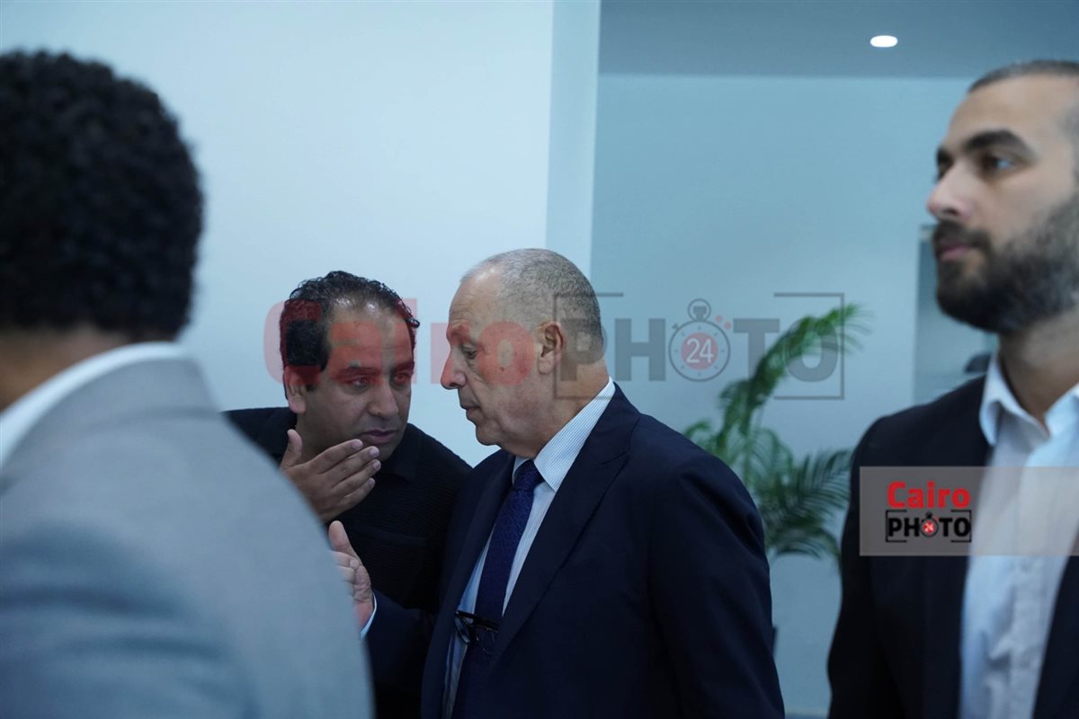 وصول ممثلو الأندية لاجتماع اتحاد الكرة