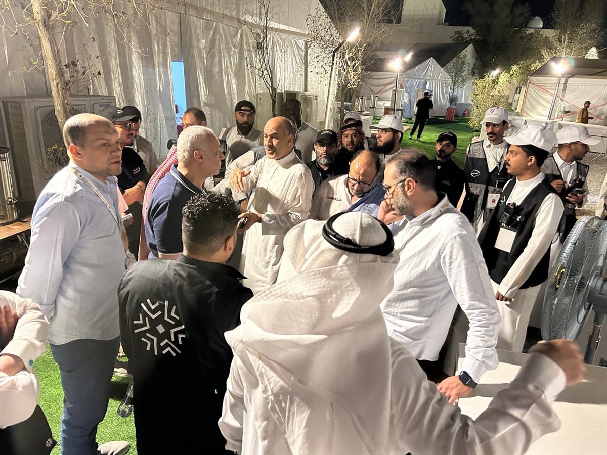 الاستعدادات المكثفة لتصعيد حجاج السياحة 