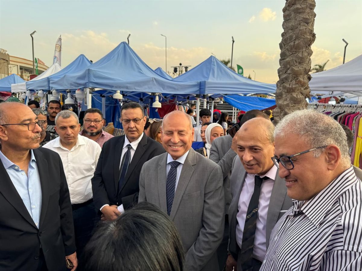 محافظ القاهرة يفتتح معرض بازار القاهرة الخامس أهلًا بالعيد