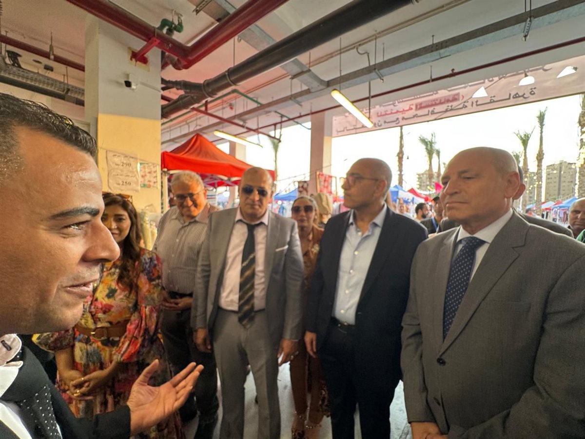 محافظ القاهرة يفتتح معرض بازار القاهرة الخامس أهلًا بالعيد