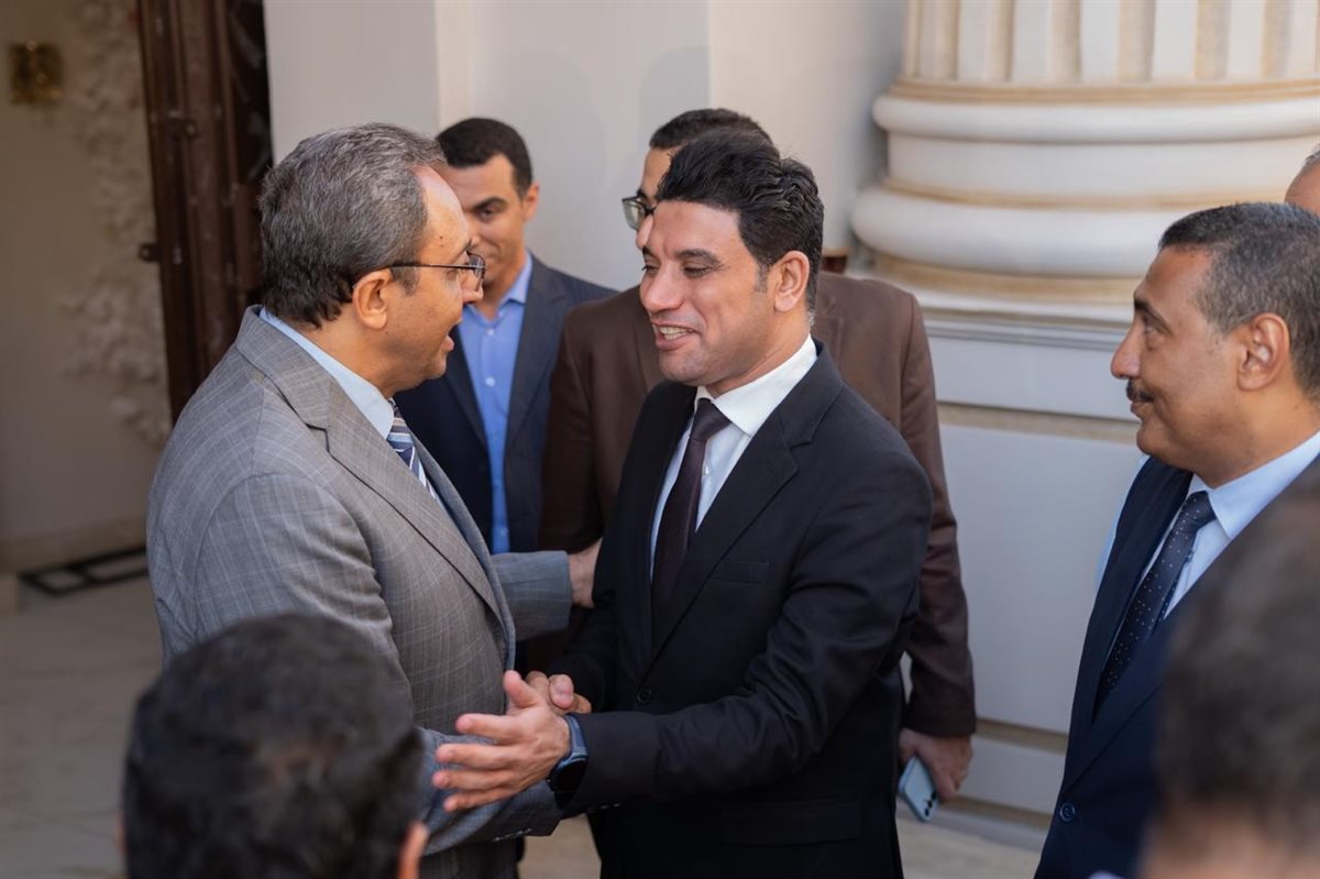 نائب محافظ سوهاج يشارك في المؤتمر الـ 7 للصيادلة المصريين