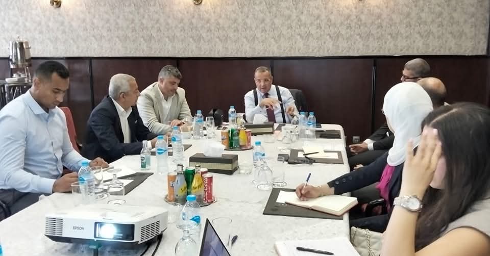 محافظ جنوب سيناء يترأس اجتماعًا لمتابعة تنفيذ استراتيجية شرم الشيخ الخضراء