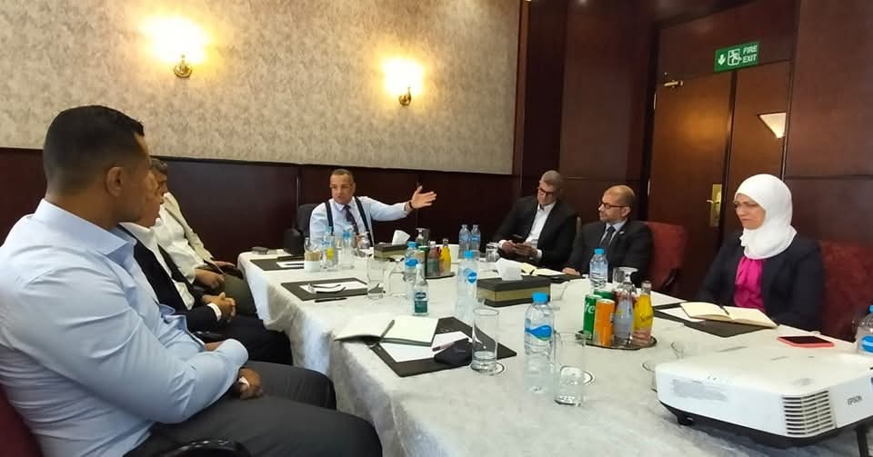 محافظ جنوب سيناء يترأس اجتماعًا لمتابعة تنفيذ استراتيجية شرم الشيخ الخضراء