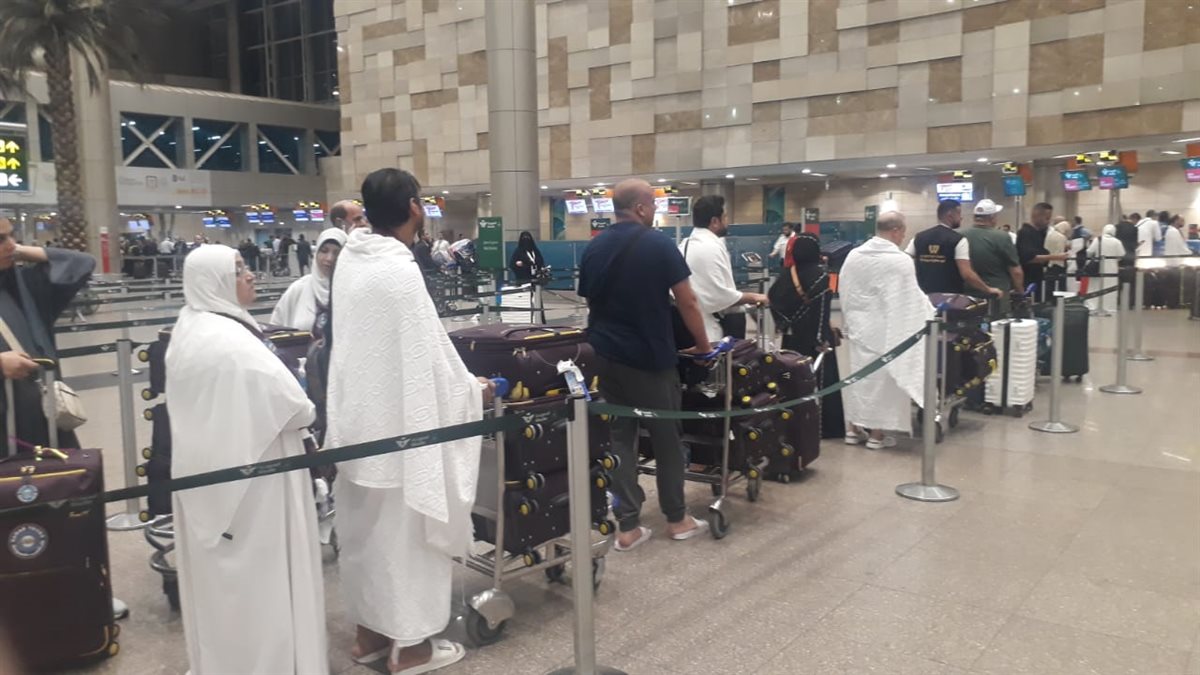 حجاج السياحة 