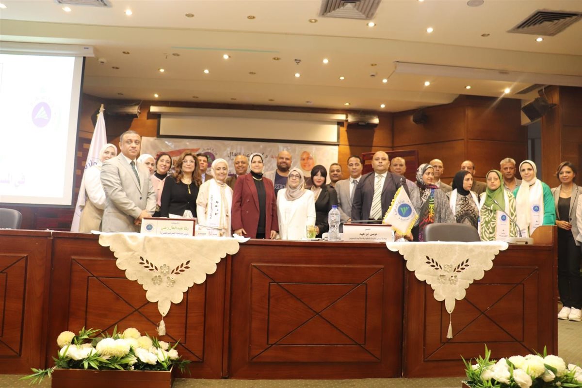 الضرائب  تكرم العاملين الفائزين بالمسابقات الدينية دعمًا للوحدة الوطنية 