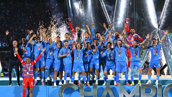 نادي كروز أزول المكسيكي  بطلًا لـ قارة أمريكا الشمالية