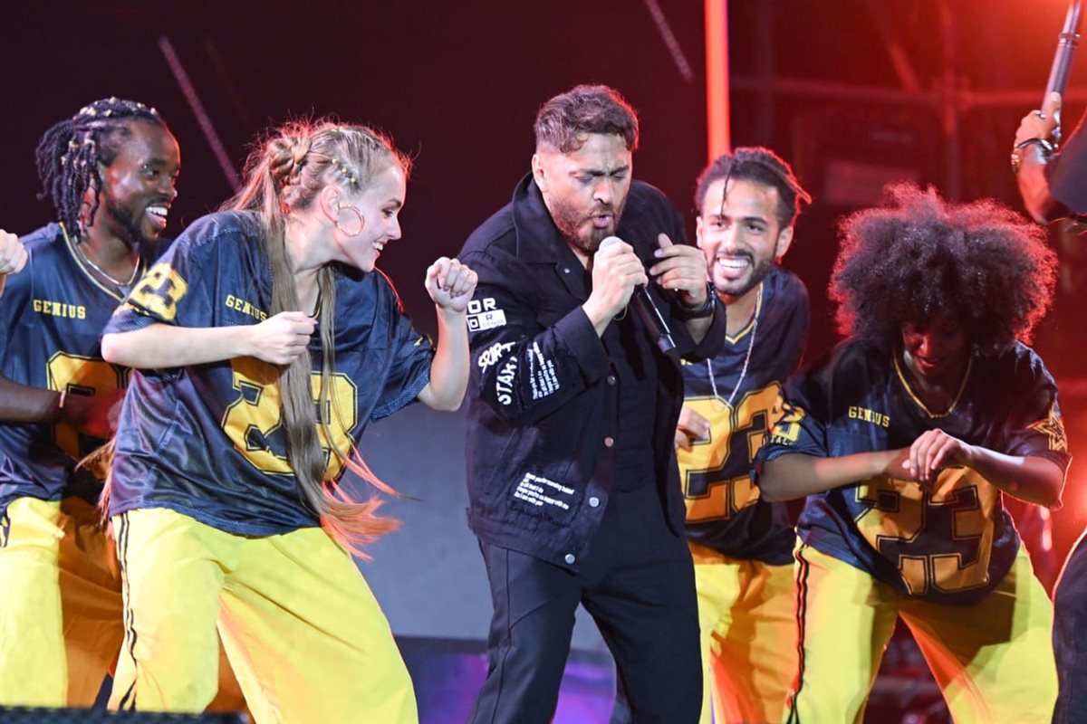 لقطات من حفل تامر حسني