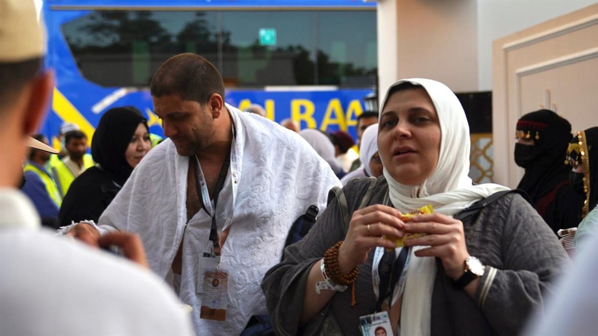 حجاج السياحة لبرنامج 5 نجوم