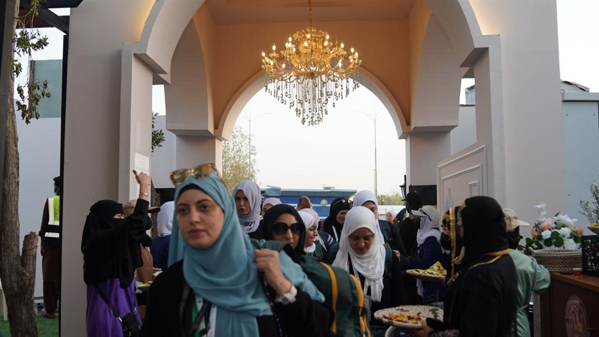 حجاج شركات السياحة