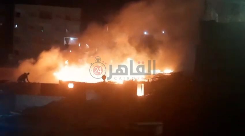 جانب من الحريق 