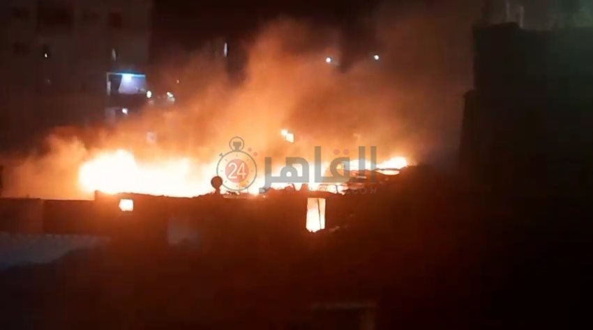 جانب من الحريق 