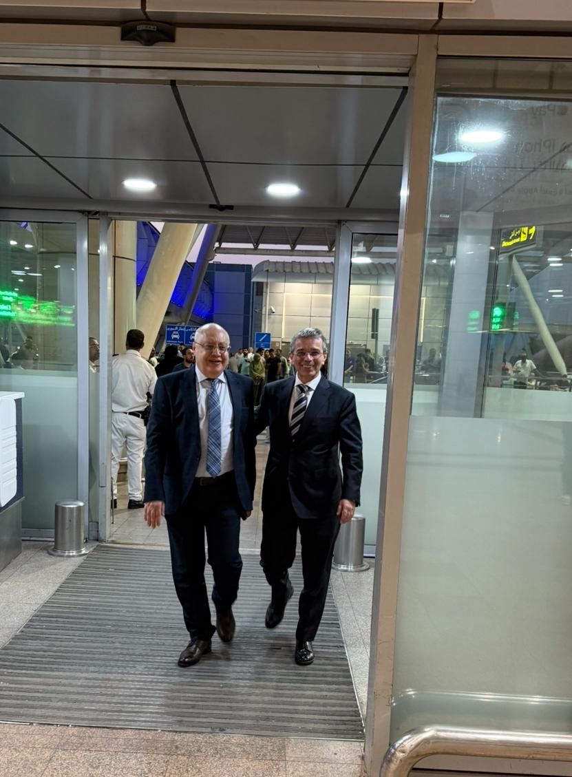 جولة ميدانية لمنظومة العمل الجمركي بمطار القاهرة الدولي