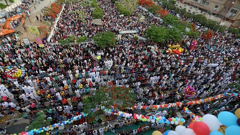 حكم اختلاط الرجال والنساء في صلاة العيد