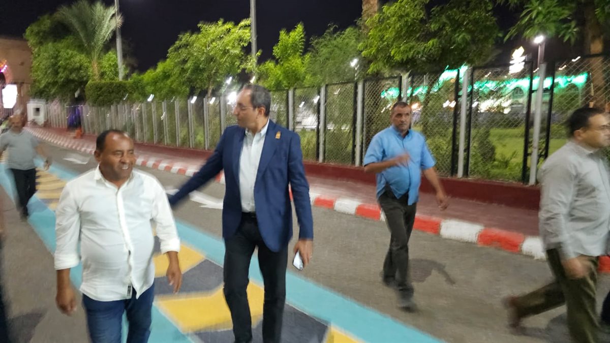 جولة المحافظ