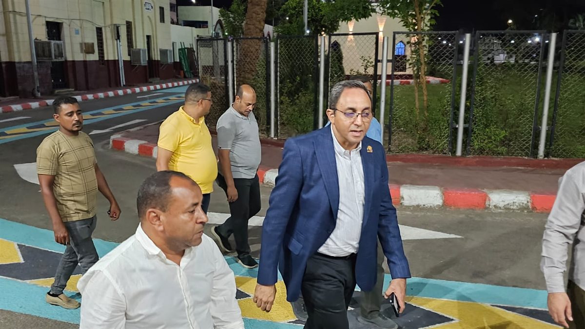 جولة المحافظ