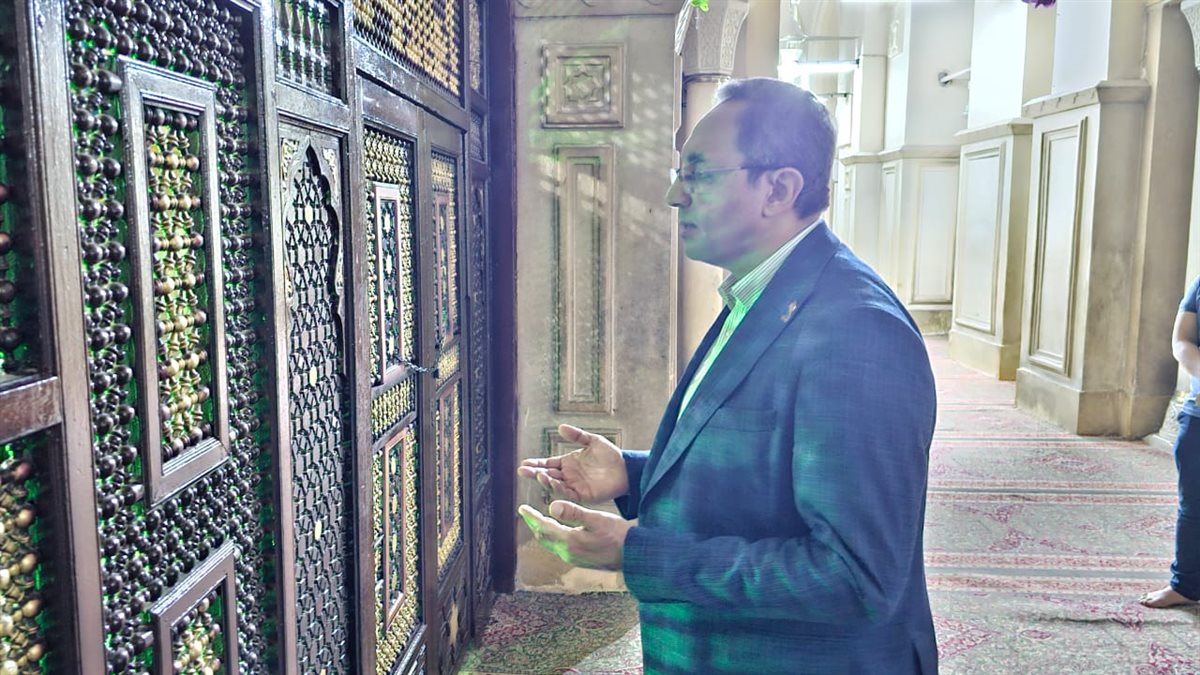 جولة المحافظ