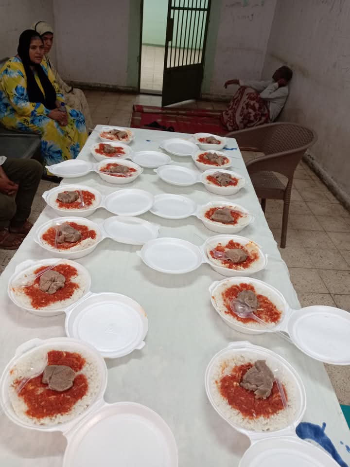 إفطار جماعي للنزلاء بقسم الأمراض النفسية بمستشفى الفيوم العام