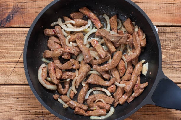 طريقة عمل الكبدة بالبصل زي المحلات