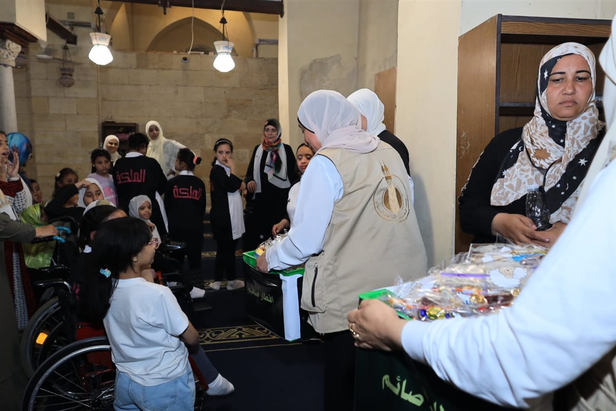 200 طفل من ذوي الهمم