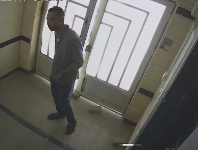 اقتحام منزل سيدة لسرقتها بكمبوند سكن مصر في أكتوبر