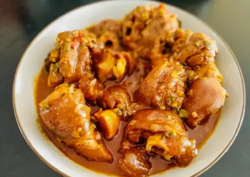 مقادير عمل طاجن كوارع بالصلصة