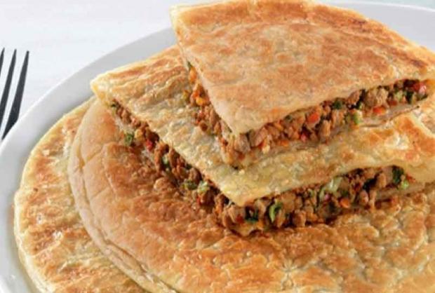 طريقة عمل حواوشي السجق خطوة بخطوة.. وصفة رهيبة ولذيذة