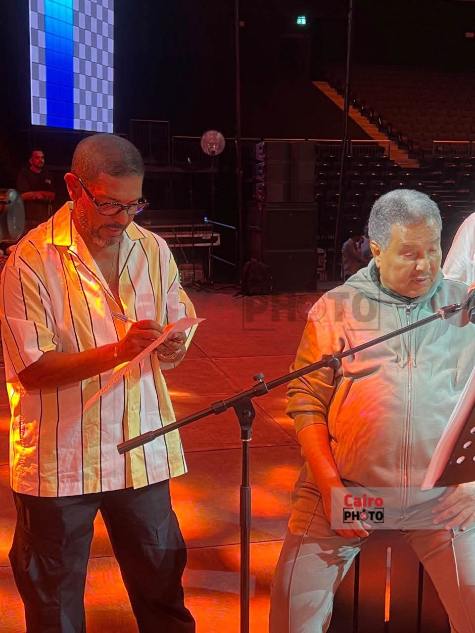 فنان العرب محمد عبده والمايسترو هاني فرحات