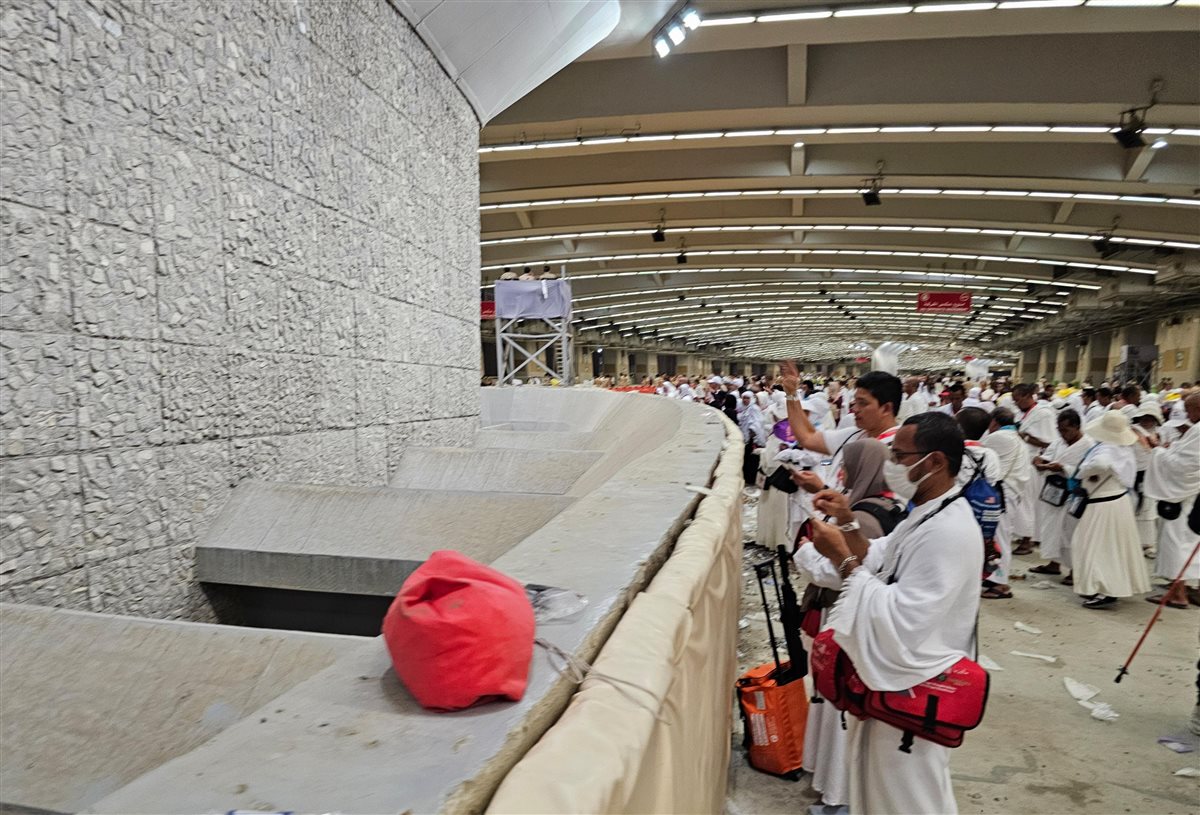  رمي الجمرات في أول أيام التشريق