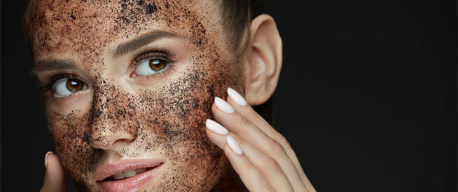 ماسكات للوجه في البيت بالقهوة