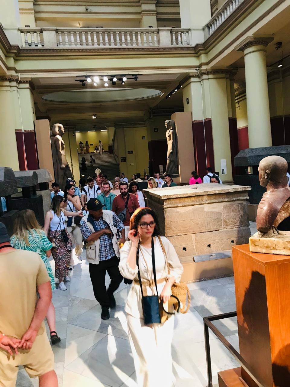 إقبال كبير من السائحين على زيارة المتحف المصري بالتحرير 