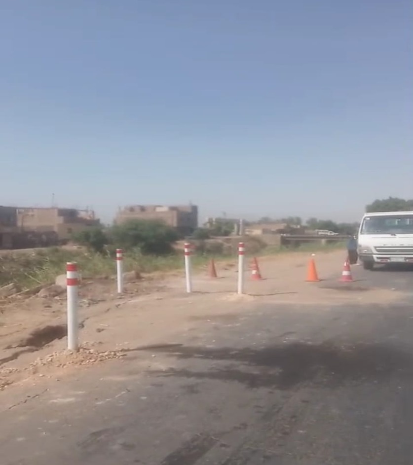 صور من الانفصال الجزئي المفاجئ بالطبان الترابي بطريق إسنا/ الأقصر الزراعي الغربي