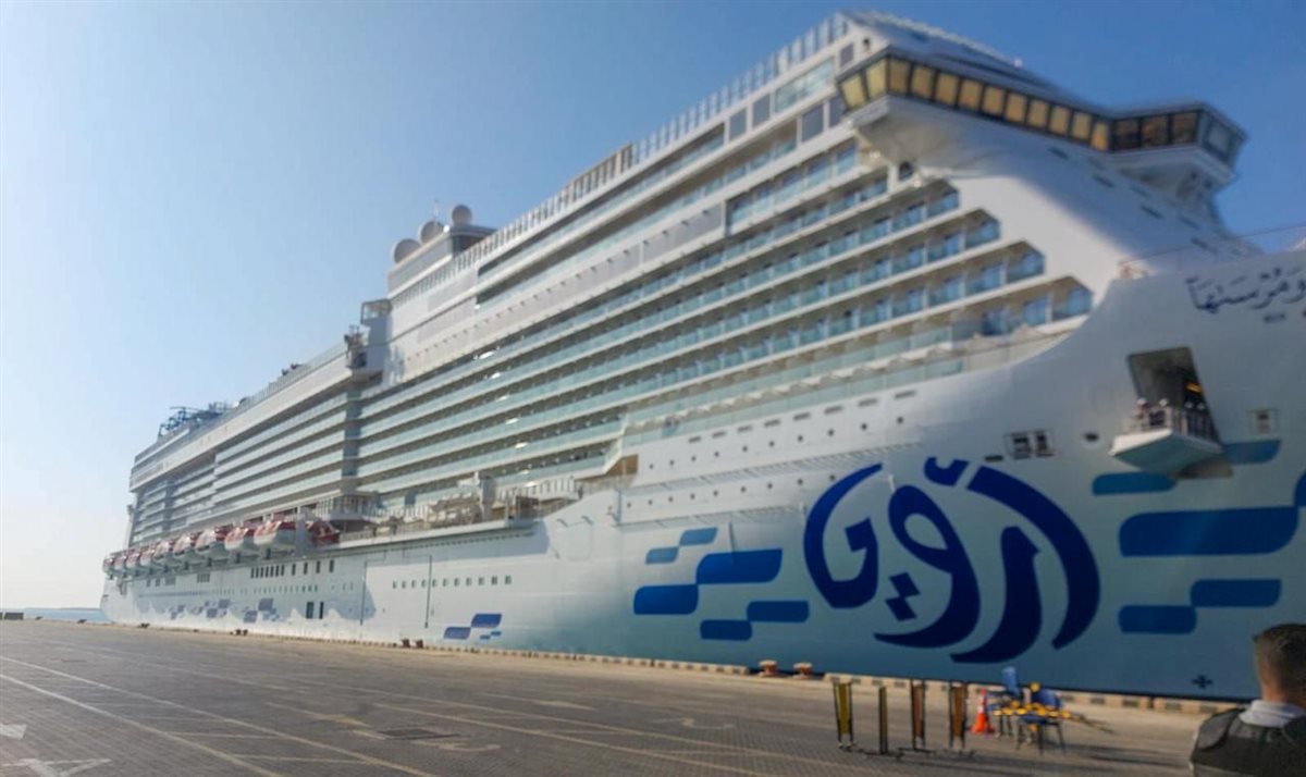 استقبال ميناء السخنة السفينة السياحية 