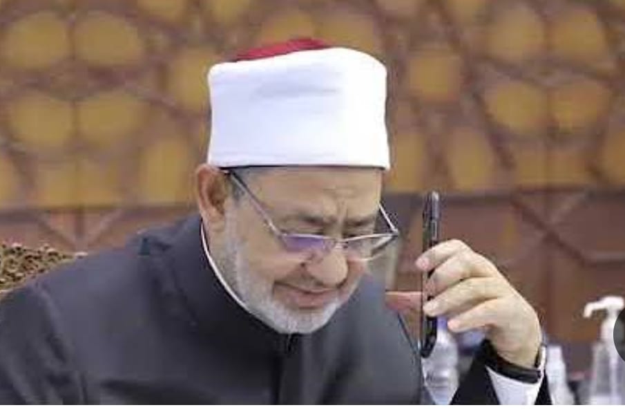 مكالمة من شيخ الأزهر وكيل مطرانية إسنا وارمنت 