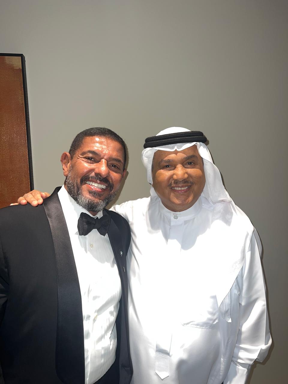 محمد عبده والمايستروا هاني فرحات يتألقان في حفلين بالسعودية وكوكاكولا أرينا دبي 