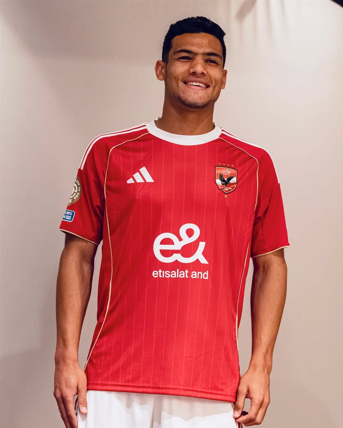 <strong>مصطفى العش من جلسة تصوير لاعبي الأهلي من جانب فيفا قبل كأس العالم للأندية 2025</strong>