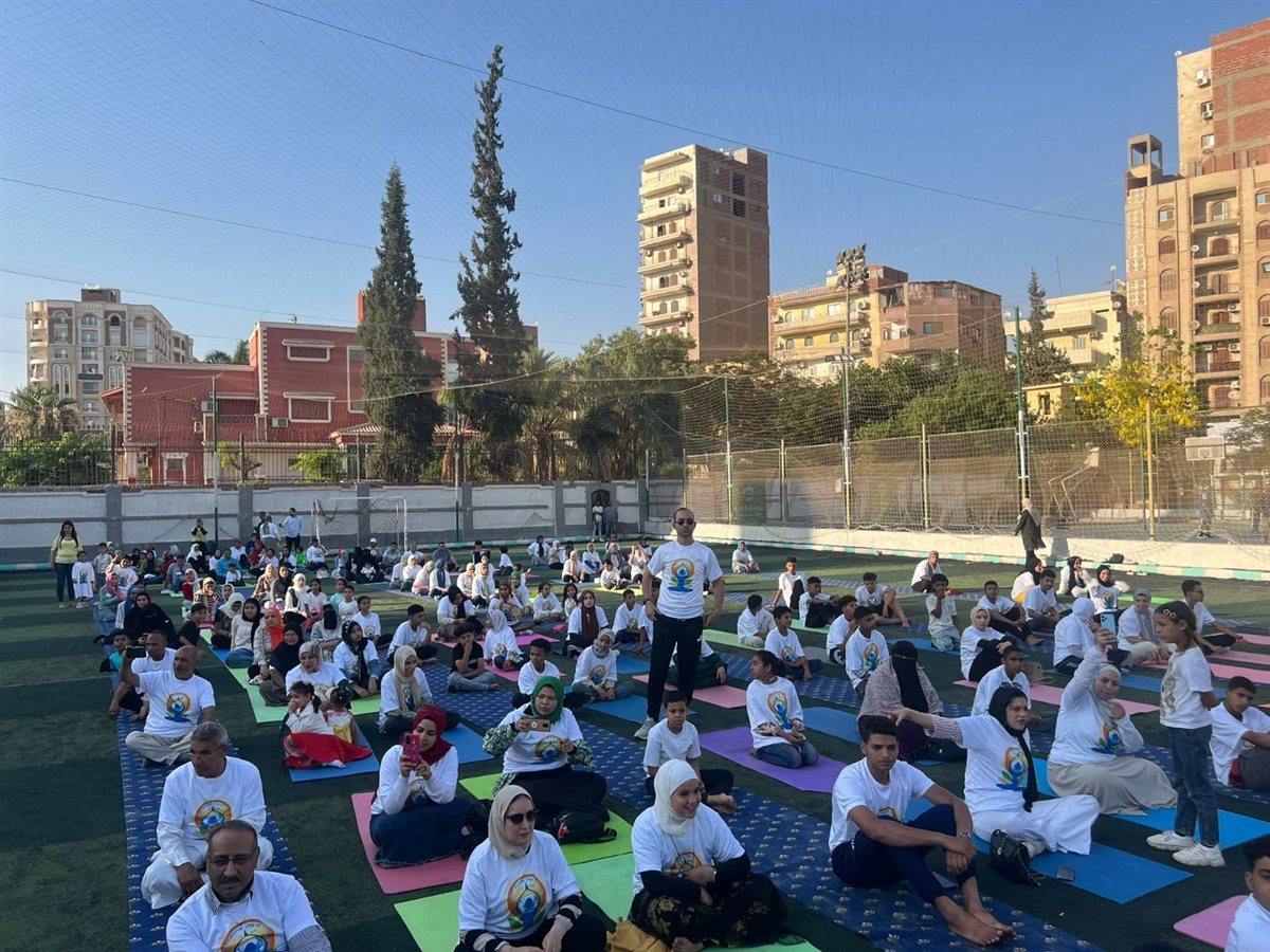 بحضور محافظ الفيوم سفير الهند يحتفل باليوم العالمى لليوجا