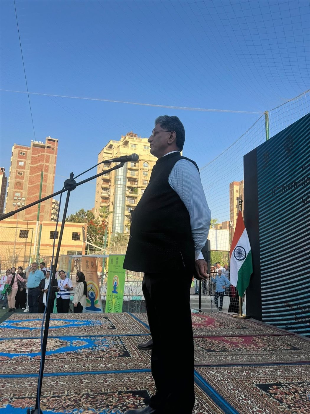 بحضور محافظ الفيوم سفير الهند يحتفل باليوم العالمى لليوجا