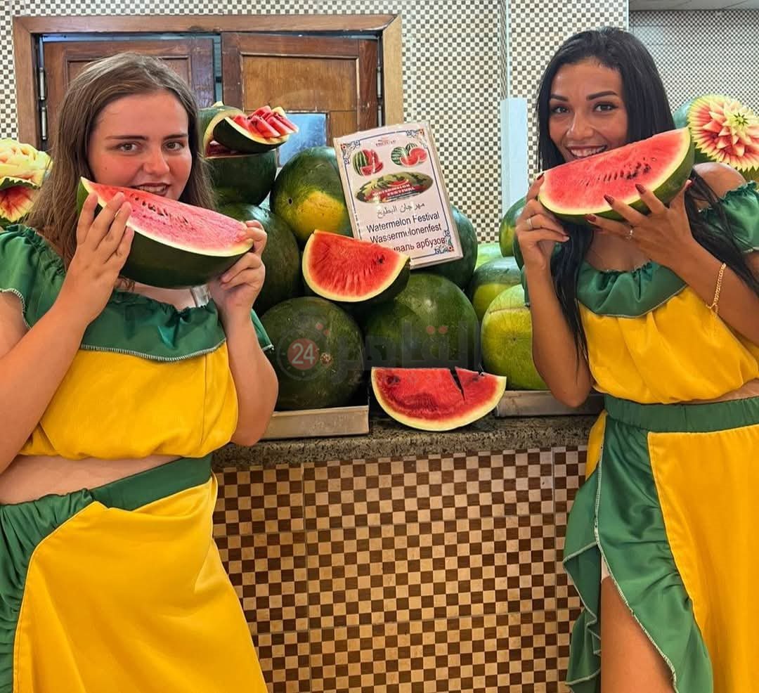 مهرجان البطيخ على شواطئ فنادق الغردقة 