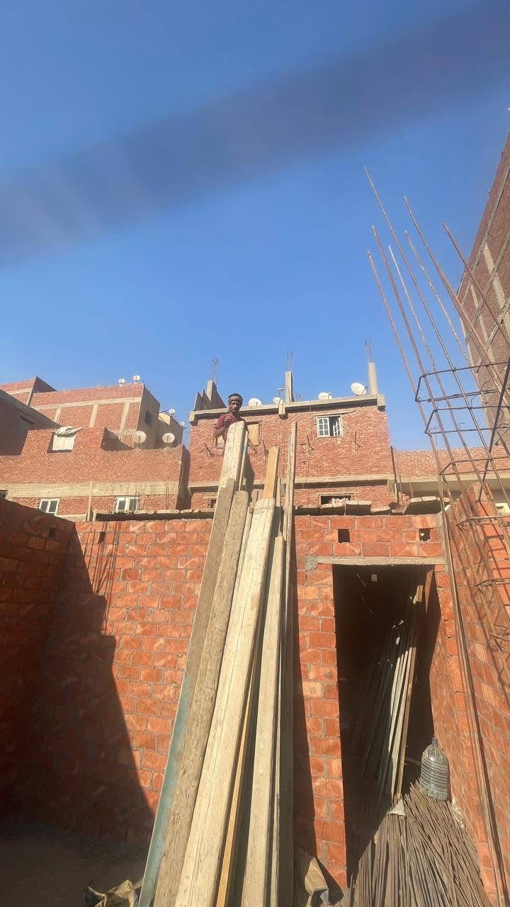 إيقاف أعمال بناء مخالف بمدينة الأمل بحي شرق مدينة نصر | صور