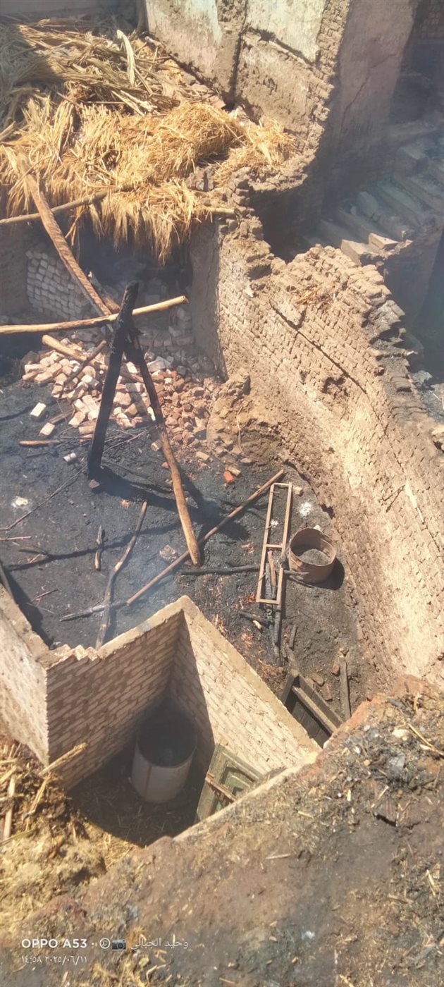 نشوب حريق في 3 منازل