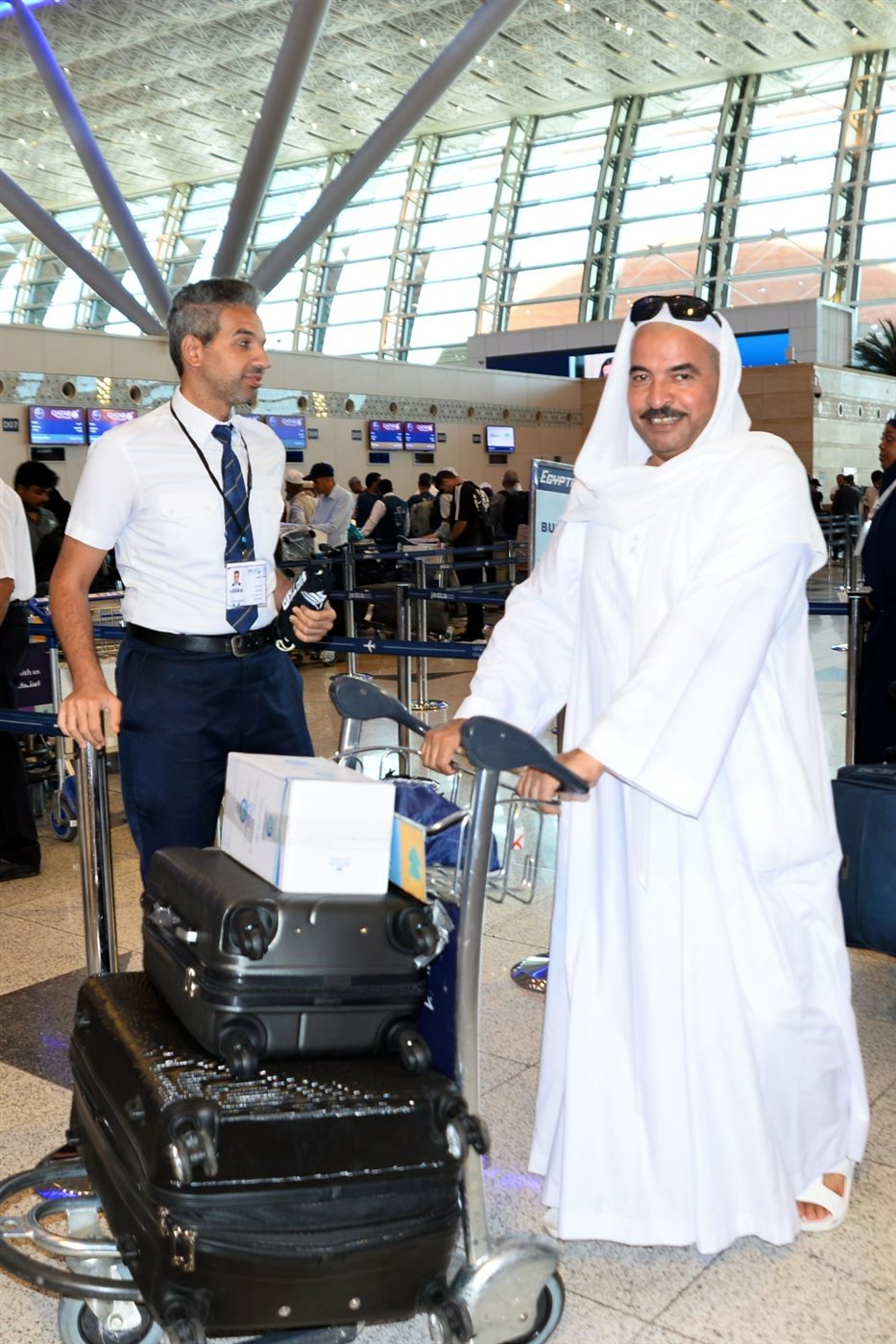 مصر للطيران تسير 20 رحلة جوية غدًا لعودة الحجاج إلى أرض الوطن