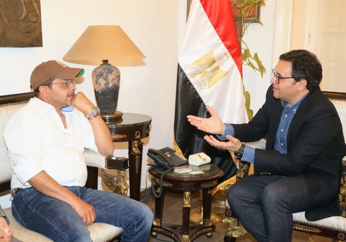 اجتماع وزير الثقافة الدكتور أحمد هنو بالفنان محمد هنيدي 