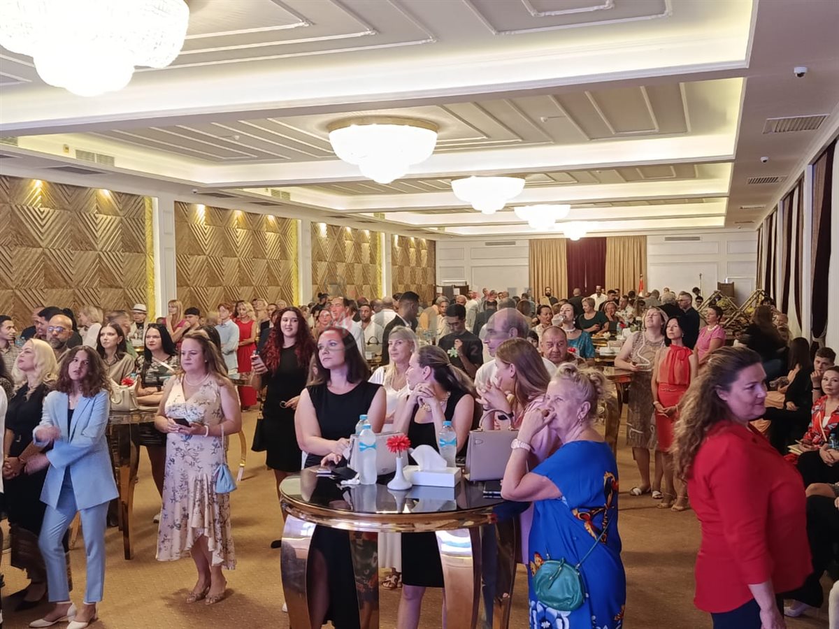 الإحتفال باليوم الوطني الروسى بالغردقة 